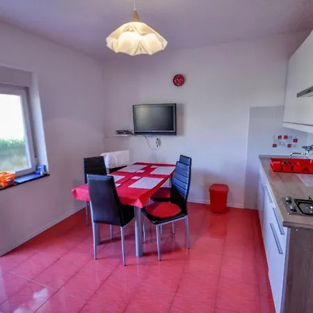 아파트 Jurica 4 Mit Terrasse By Interhome *