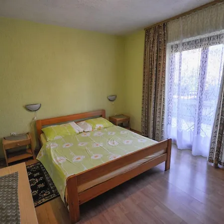 아파트 Jurica 4 Mit Terrasse By Interhome *