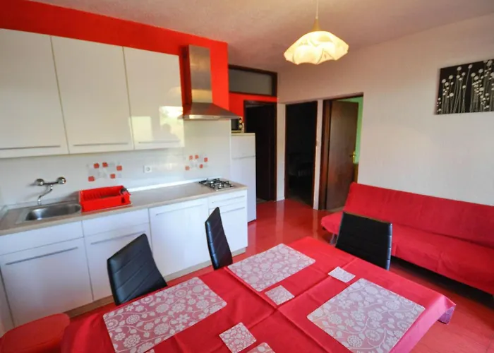 Jurica 4 Mit Terrasse By Interhome 아파트