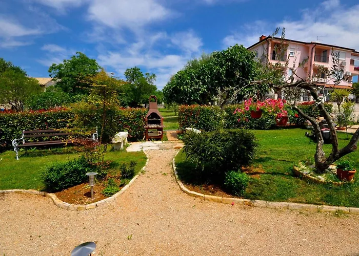 아파트 Jurica 4 Mit Terrasse By Interhome