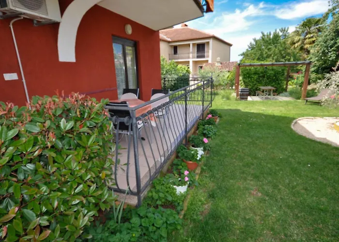Jurica 4 Mit Terrasse By Interhome *