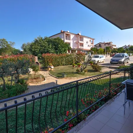 Jurica 4 By Interhome Lägenhet Novigrad Istria