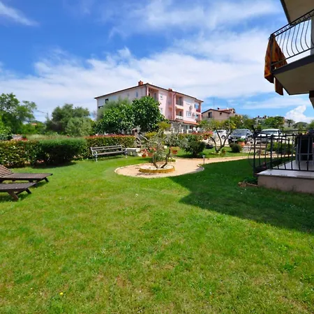 Jurica 4 By Interhome Lägenhet Novigrad Istria